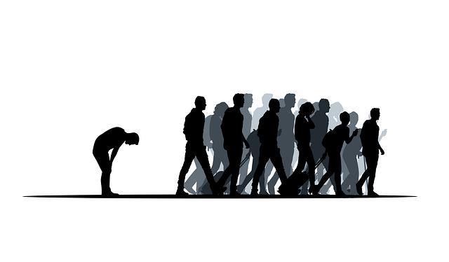 Adapting Strategies Based on ⁤Opponents' Moves